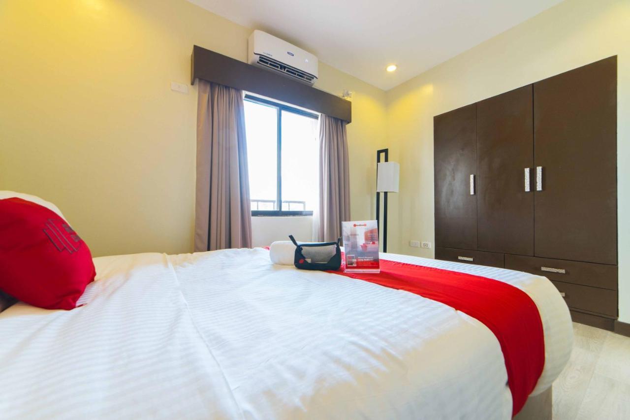 Готель Reddoorz Premium @ Sta Rosa Tagaytay Road Silang Екстер'єр фото