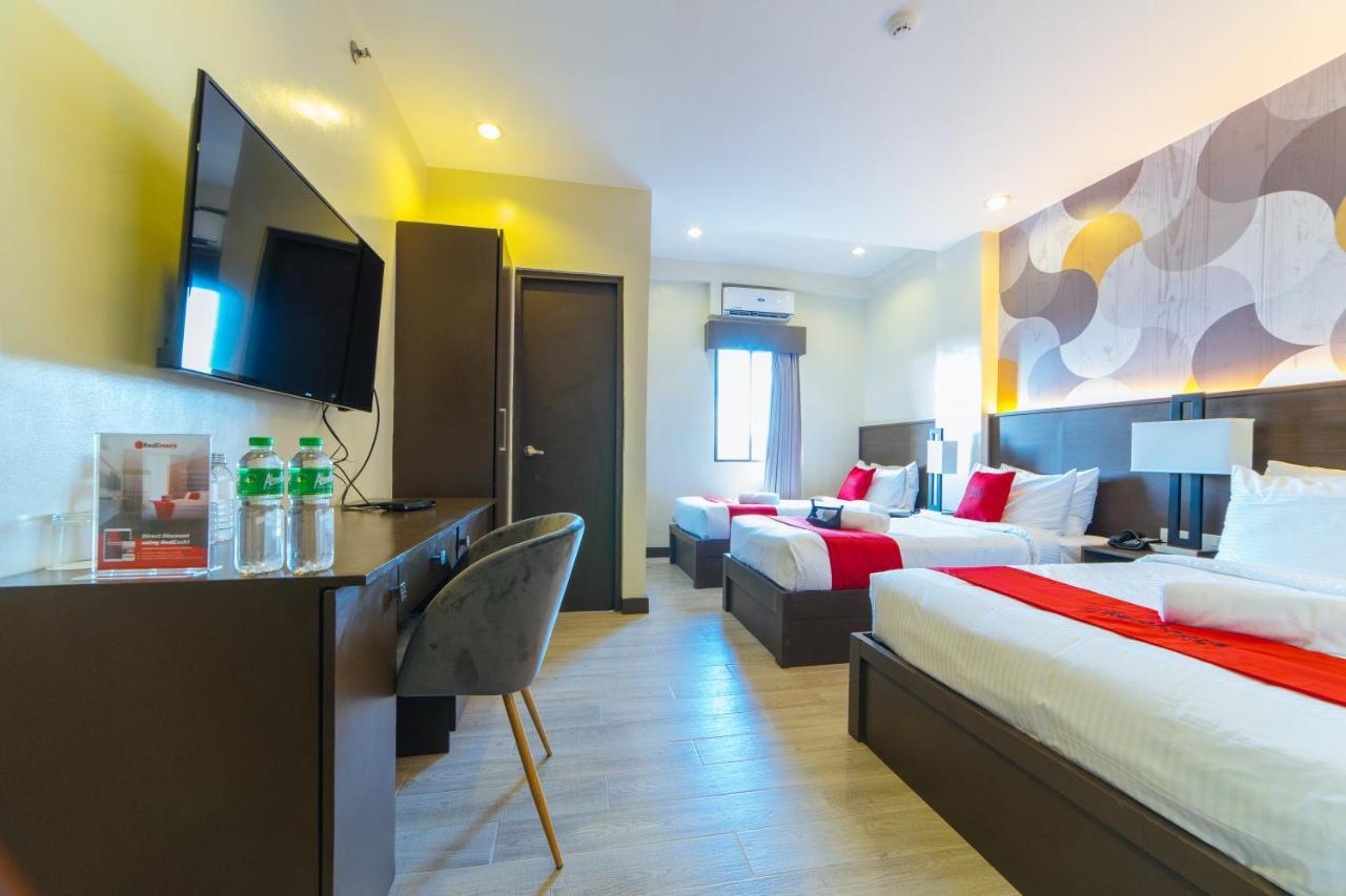 Готель Reddoorz Premium @ Sta Rosa Tagaytay Road Silang Екстер'єр фото