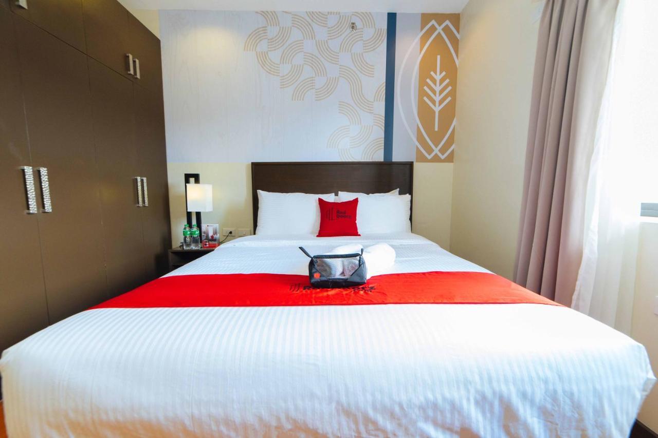 Готель Reddoorz Premium @ Sta Rosa Tagaytay Road Silang Екстер'єр фото