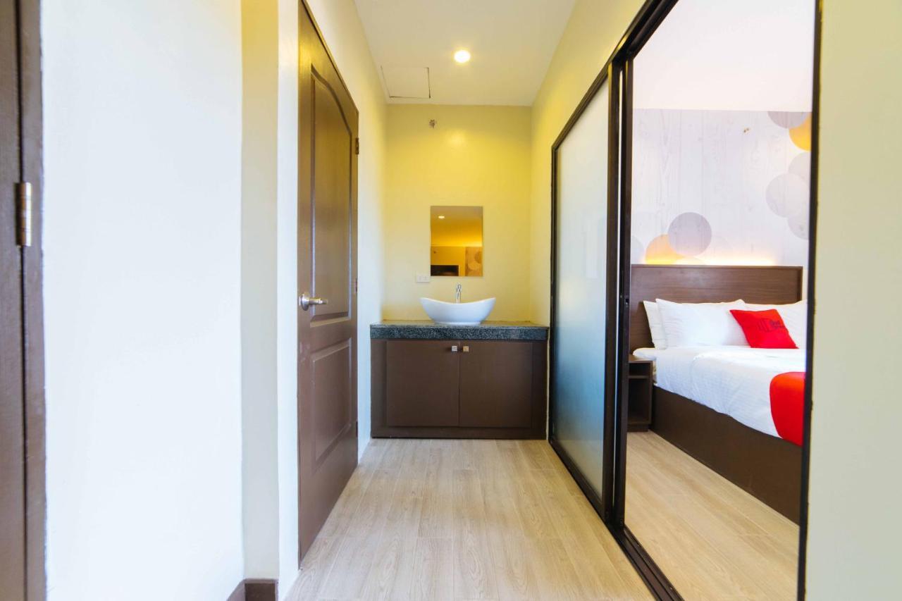 Готель Reddoorz Premium @ Sta Rosa Tagaytay Road Silang Екстер'єр фото