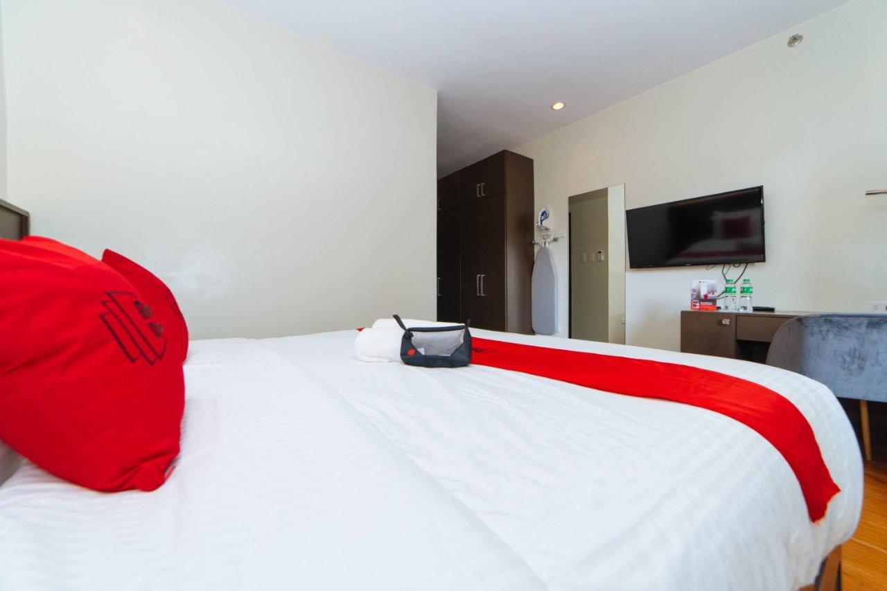Готель Reddoorz Premium @ Sta Rosa Tagaytay Road Silang Екстер'єр фото