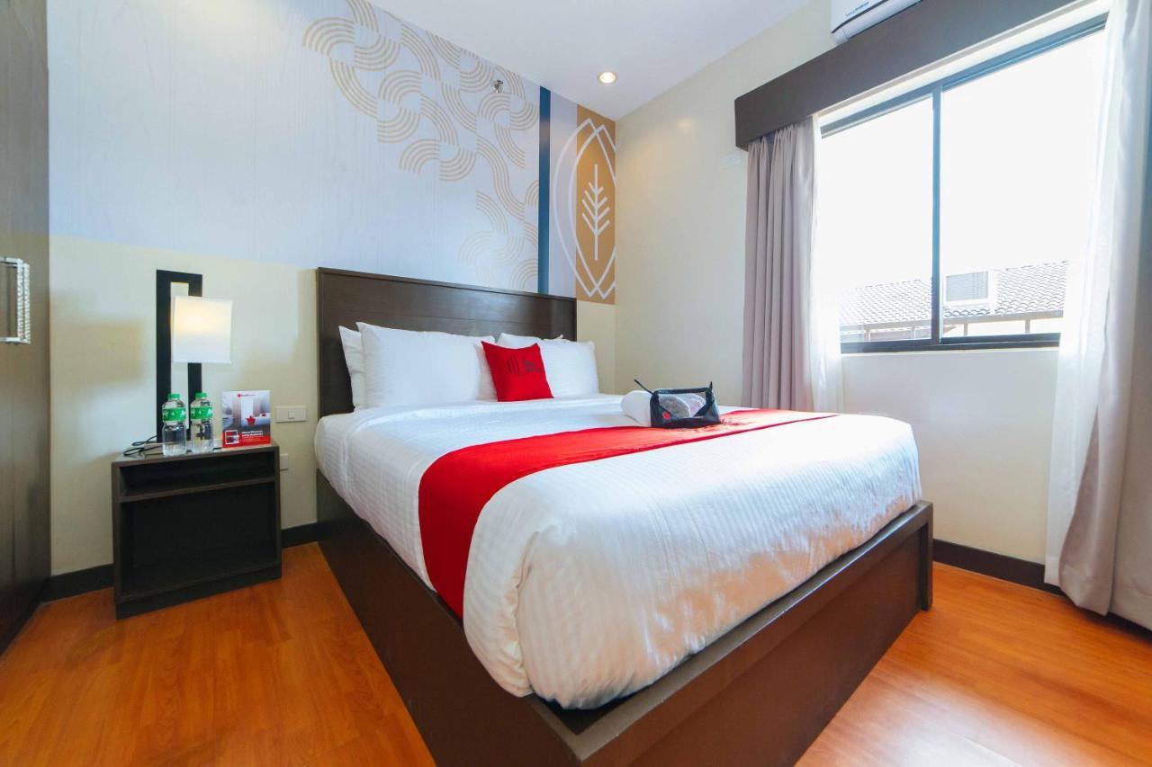 Готель Reddoorz Premium @ Sta Rosa Tagaytay Road Silang Екстер'єр фото