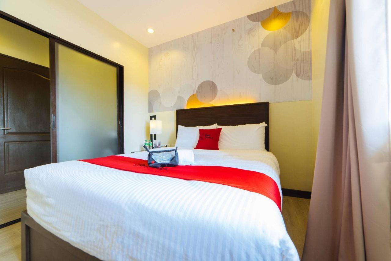 Готель Reddoorz Premium @ Sta Rosa Tagaytay Road Silang Екстер'єр фото