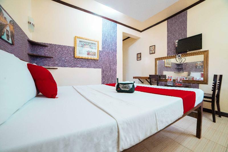 Готель Reddoorz Premium @ Sta Rosa Tagaytay Road Silang Екстер'єр фото